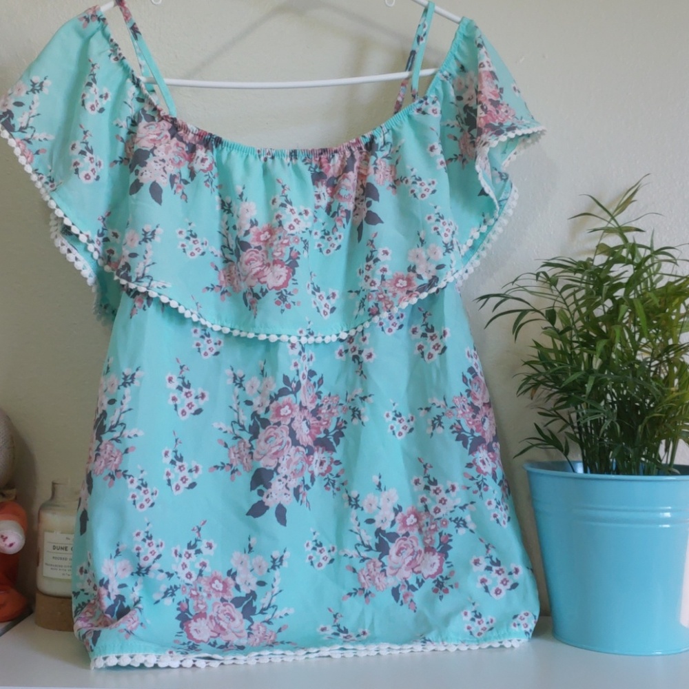Floral Off the shoulder Ruffle top